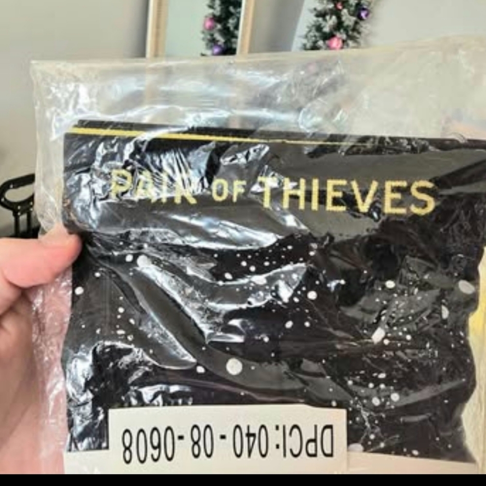 SOLD - Picture 4 of 4